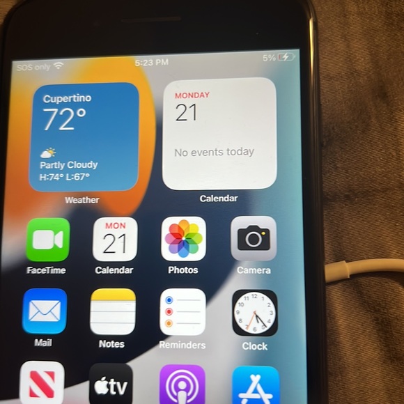 Iphone 8 Plus READ - Picture 14 of 14